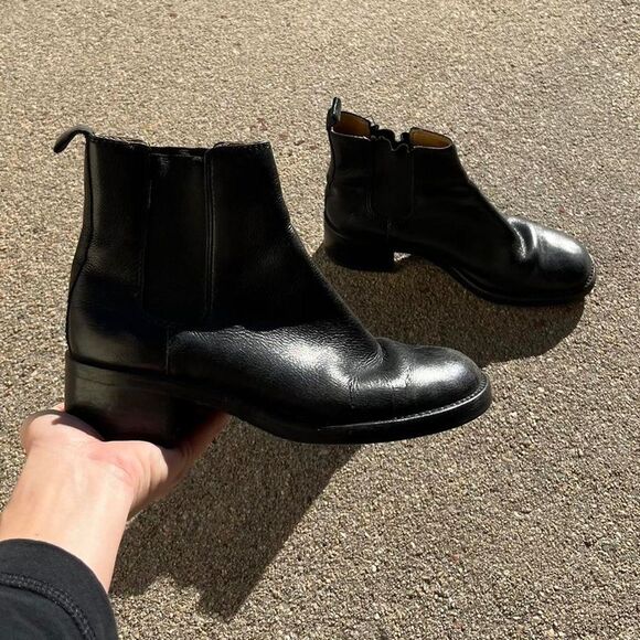 Y2K Vintage Report Black Leather Chelsea Ankle Boots 6.5 Women’s - Picture 2 of 3